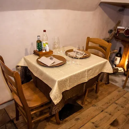 Hotel Garni Le Corti 3*