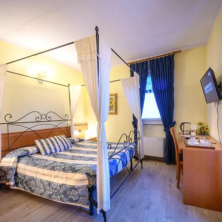 Garni Le Corti Hotel Grosotto