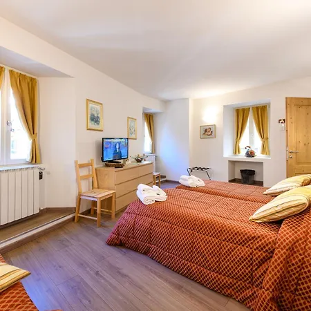 Hotel Garni Le Corti 3*