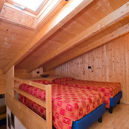 Hotel Garni Le Corti 3*